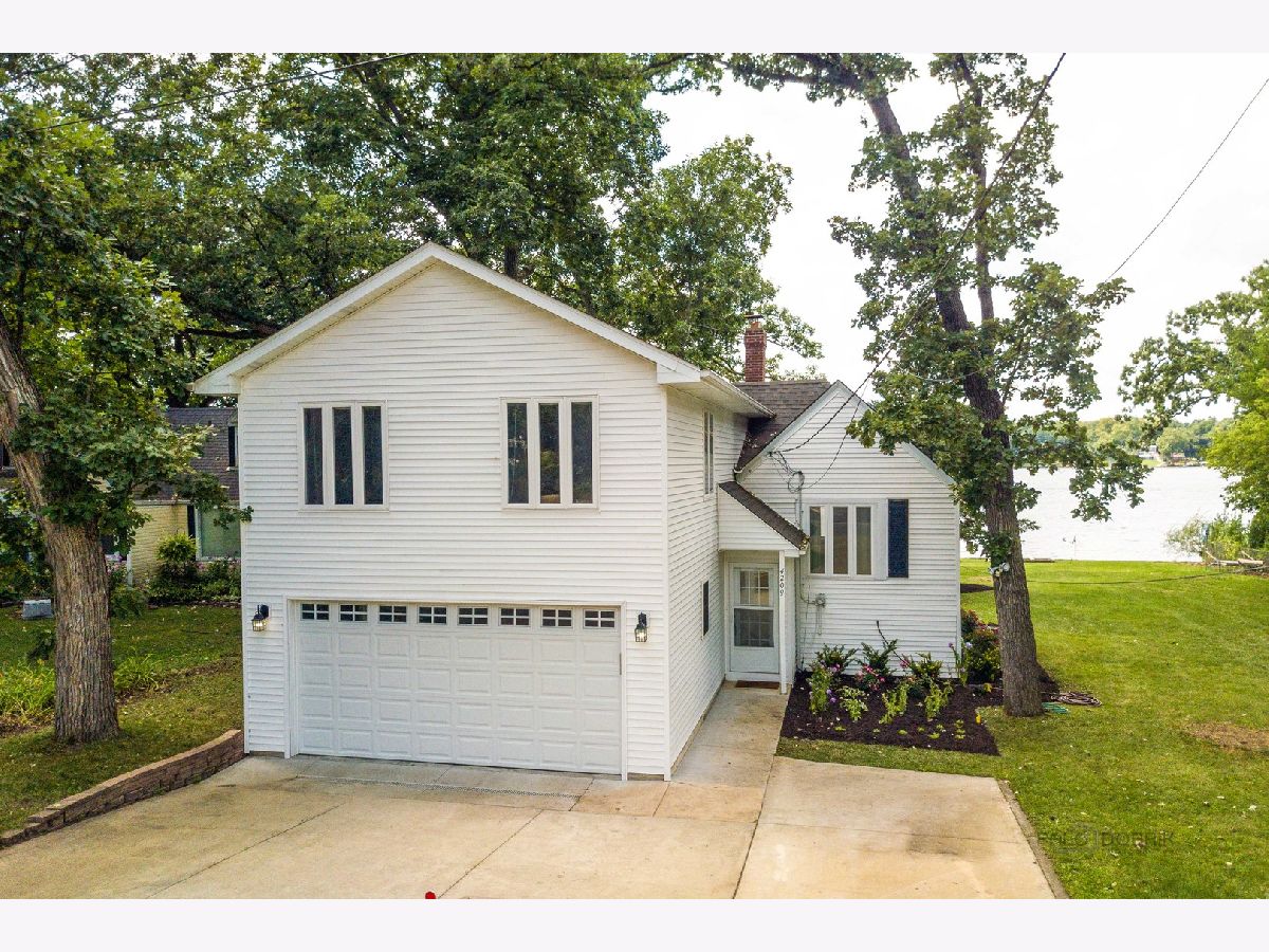 Homes Sold Wonder Center Wonder Lake Illinois, 4209 Lake Shore