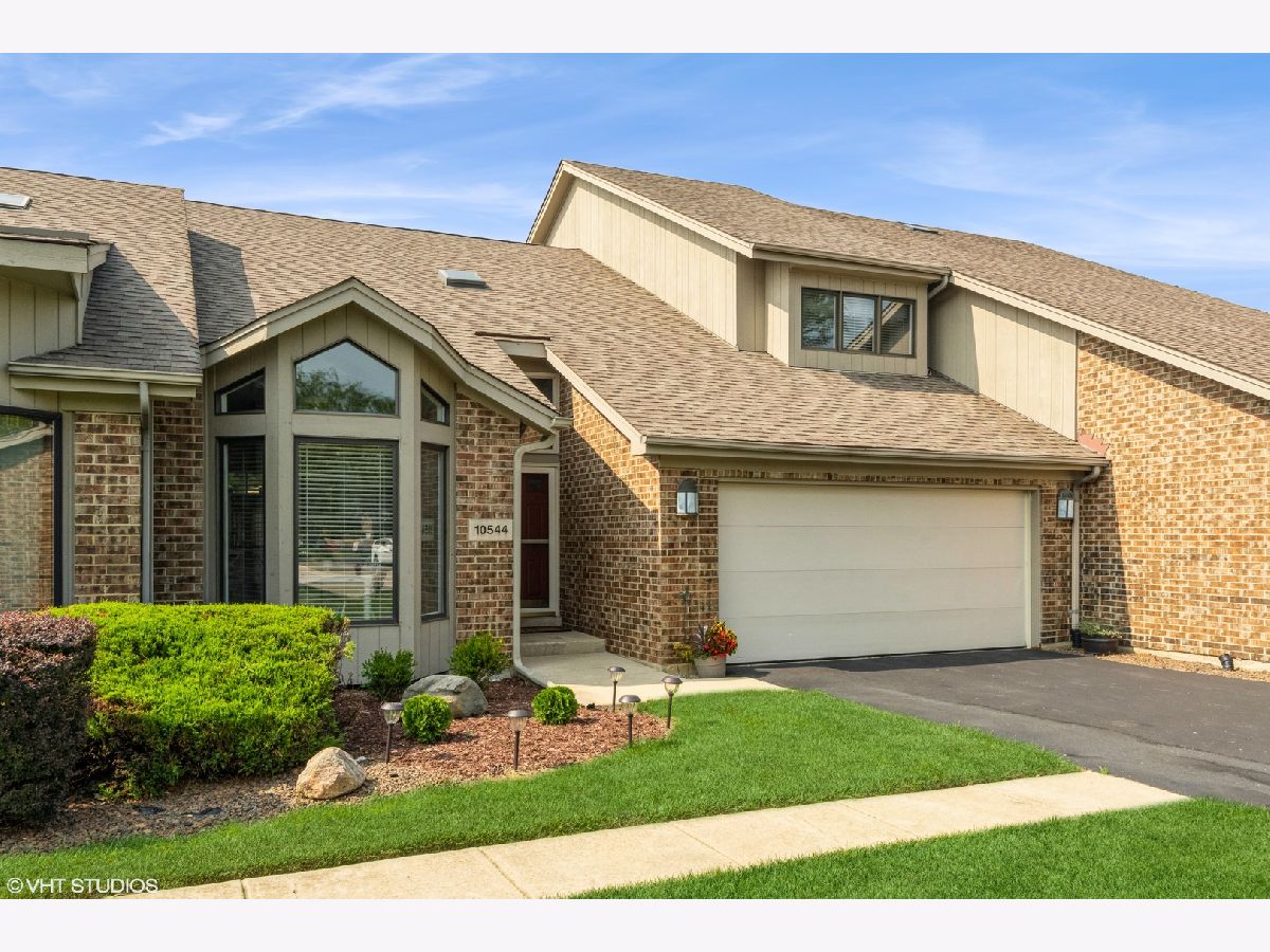 Townhomes & Homes Sold Brookridge Creek Frankfort Illinois, 10544 Brookridge