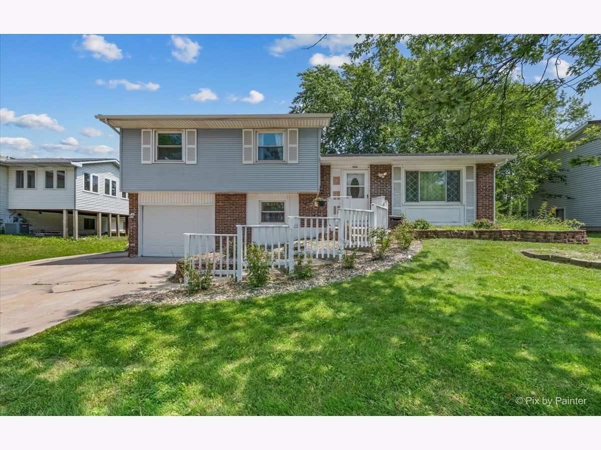 Homes Sold Pheasant Ridge Glendale Heights Illinois, 1759 Lombard