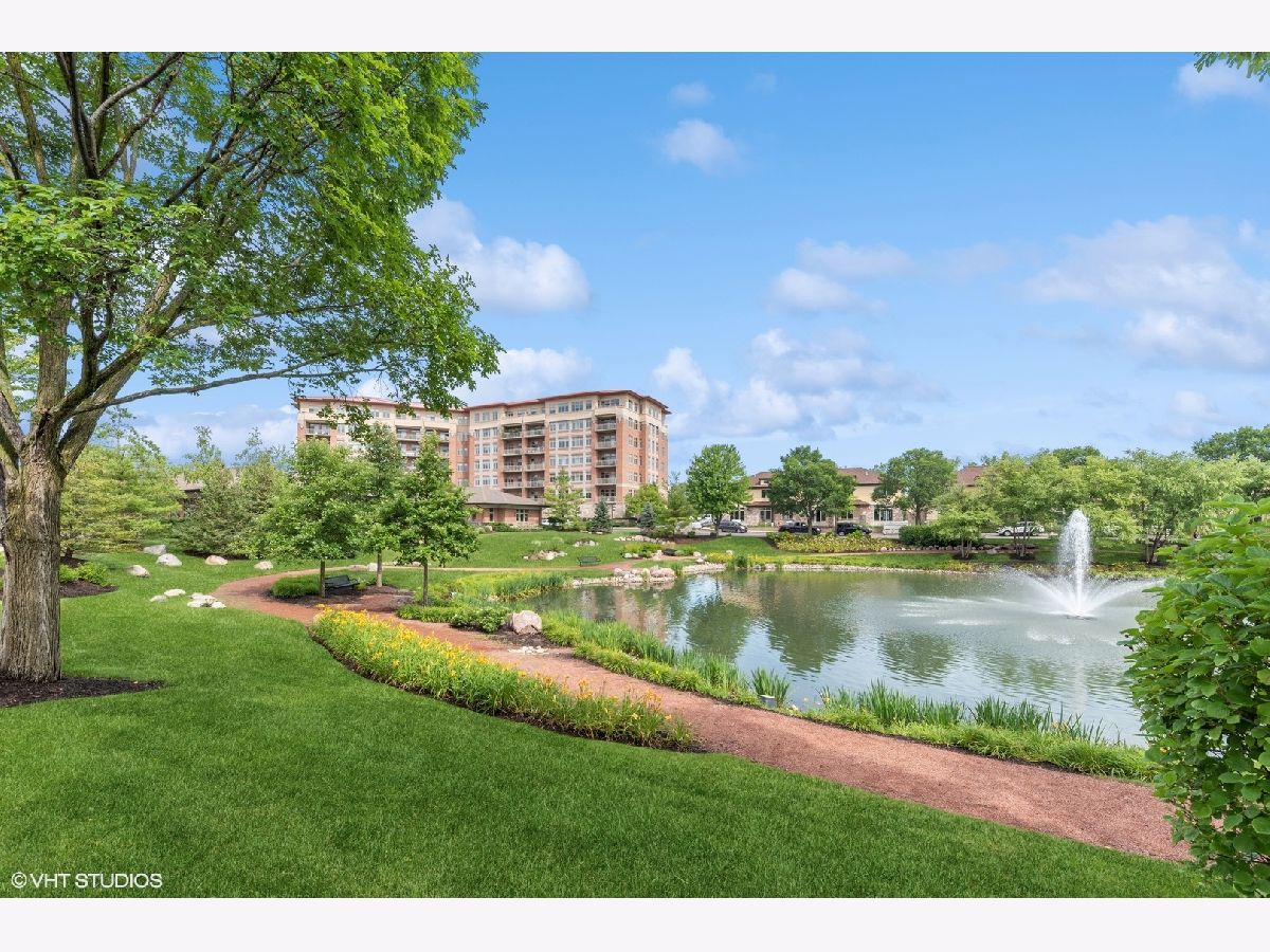Condominiums Sold Prairie Park At Wheeling Wheeling Illinois, 100 Prairie Park