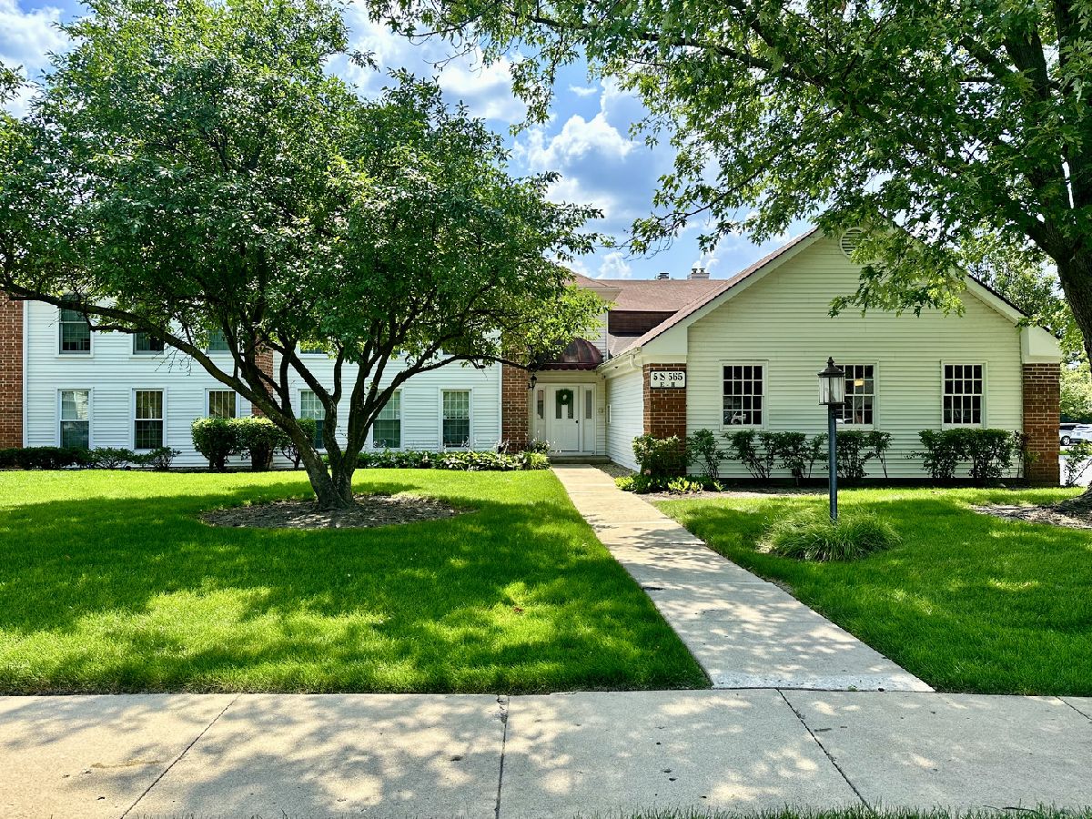 Condos & Townhomes Sold Willowbend Naperville Illinois, 5S565 Paxton