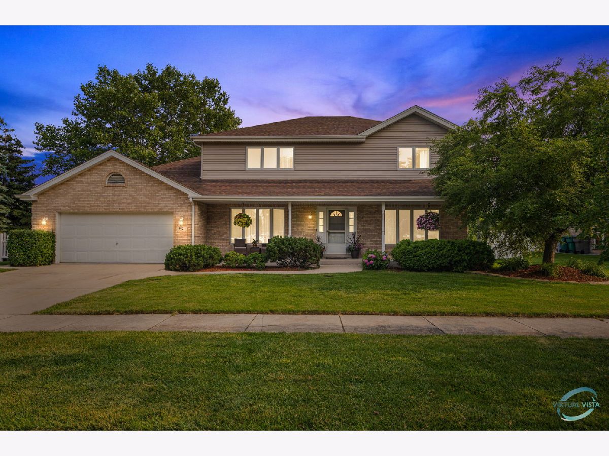 Condos & Townhomes & Homes Sold Heritage Orland Park Illinois, 9121 Yorktown