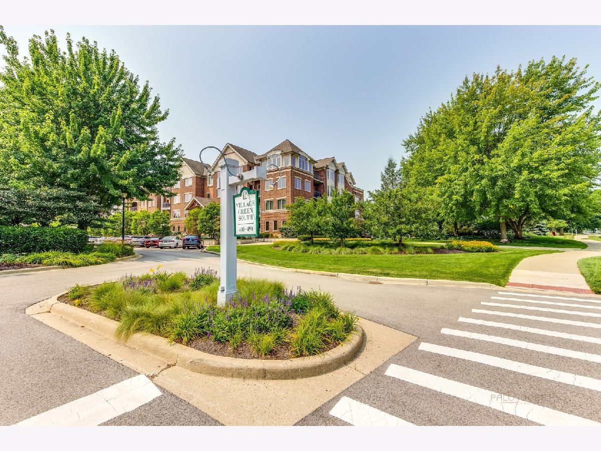 Condominiums Sold Lincolnshire Place Lincolnshire Illinois, 400 Village Green