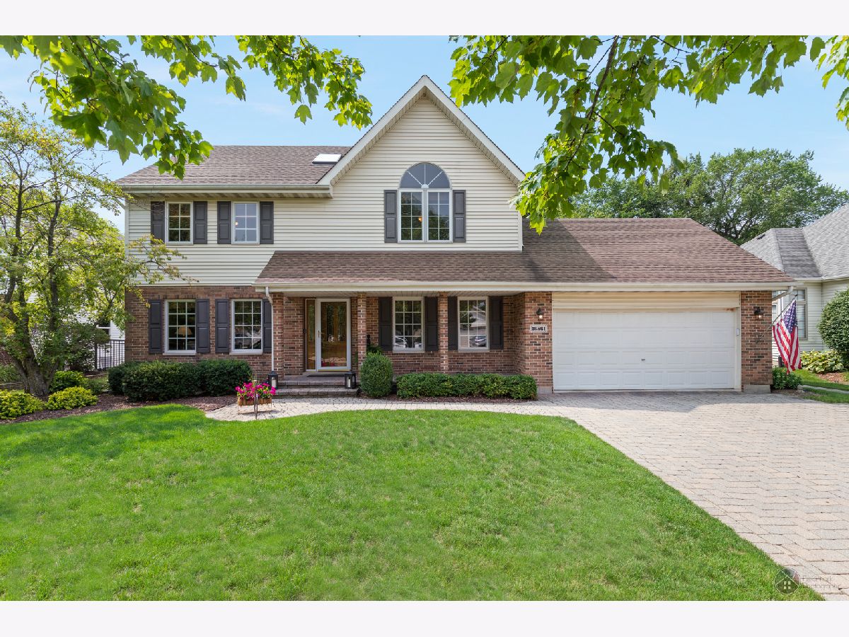 Homes Sold Saddlewood Estates Lockport Illinois, 16561 Saddlewood