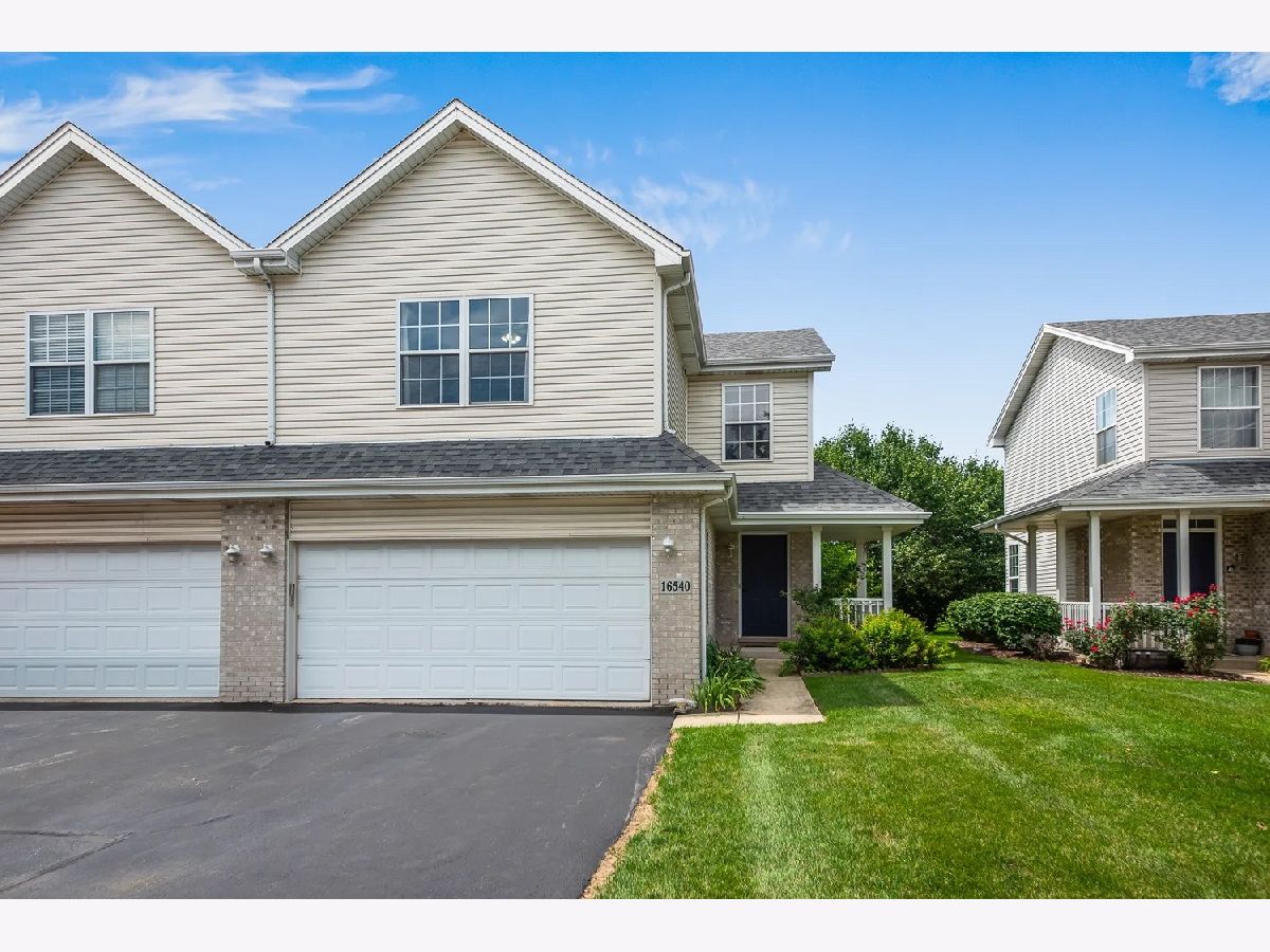 Homes & Condos & Townhomes Sold Avenues Of Oak Forest Oak Forest Illinois, 16540 Knottingwood