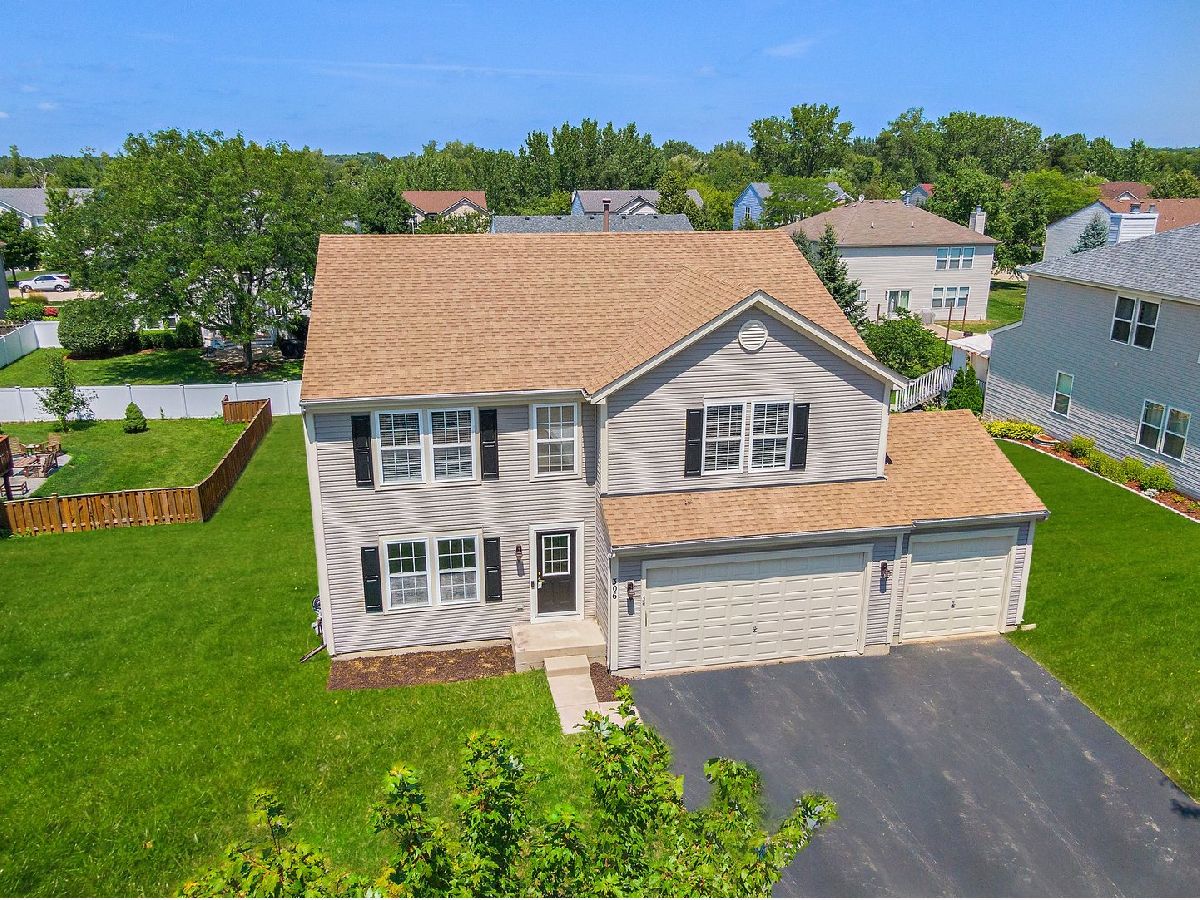 Homes Sold White Oak Ponds Hampshire Illinois, 306 Century