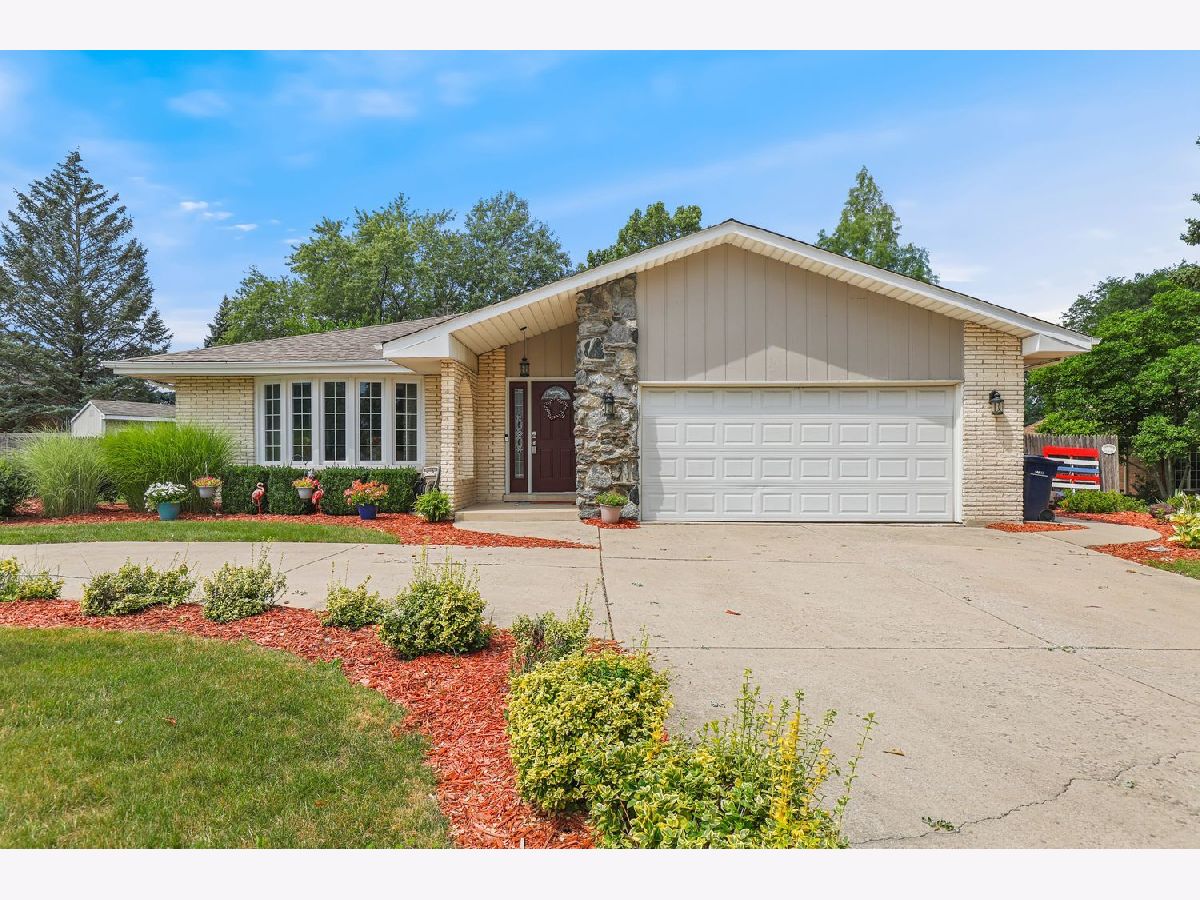 Homes Sold Shagbark Orland Park Illinois, 15212 Orlan Brook