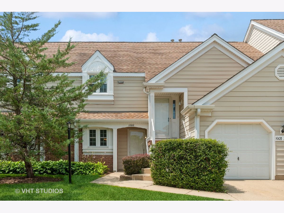 Townhomes Sold Covington Manor Buffalo Grove Illinois, 1008 Brentwood