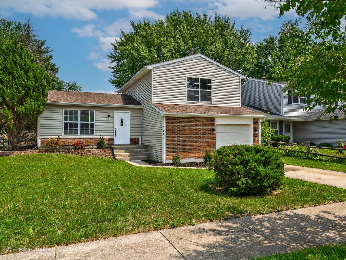 Homes & Townhomes & Condos Sold Fox Croft Aurora Illinois, 1475 Foxcroft