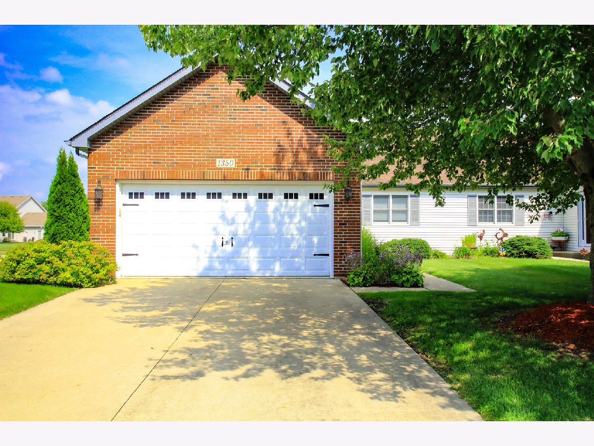 Homes & Townhomes Sold Sandhurst Sandwich Illinois, 1350 Anthony