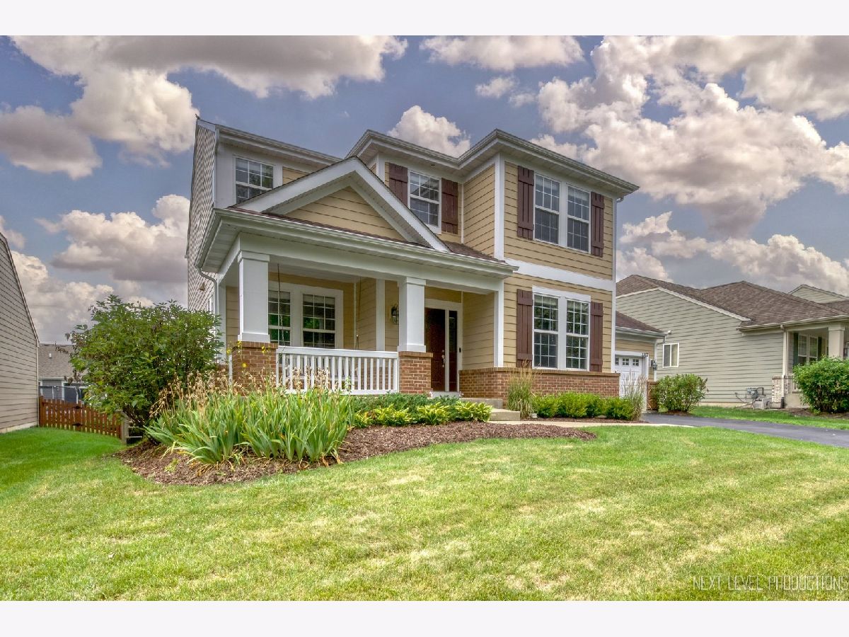 Homes Rented Remington At Providence Elgin Illinois, 3307 Lafayette