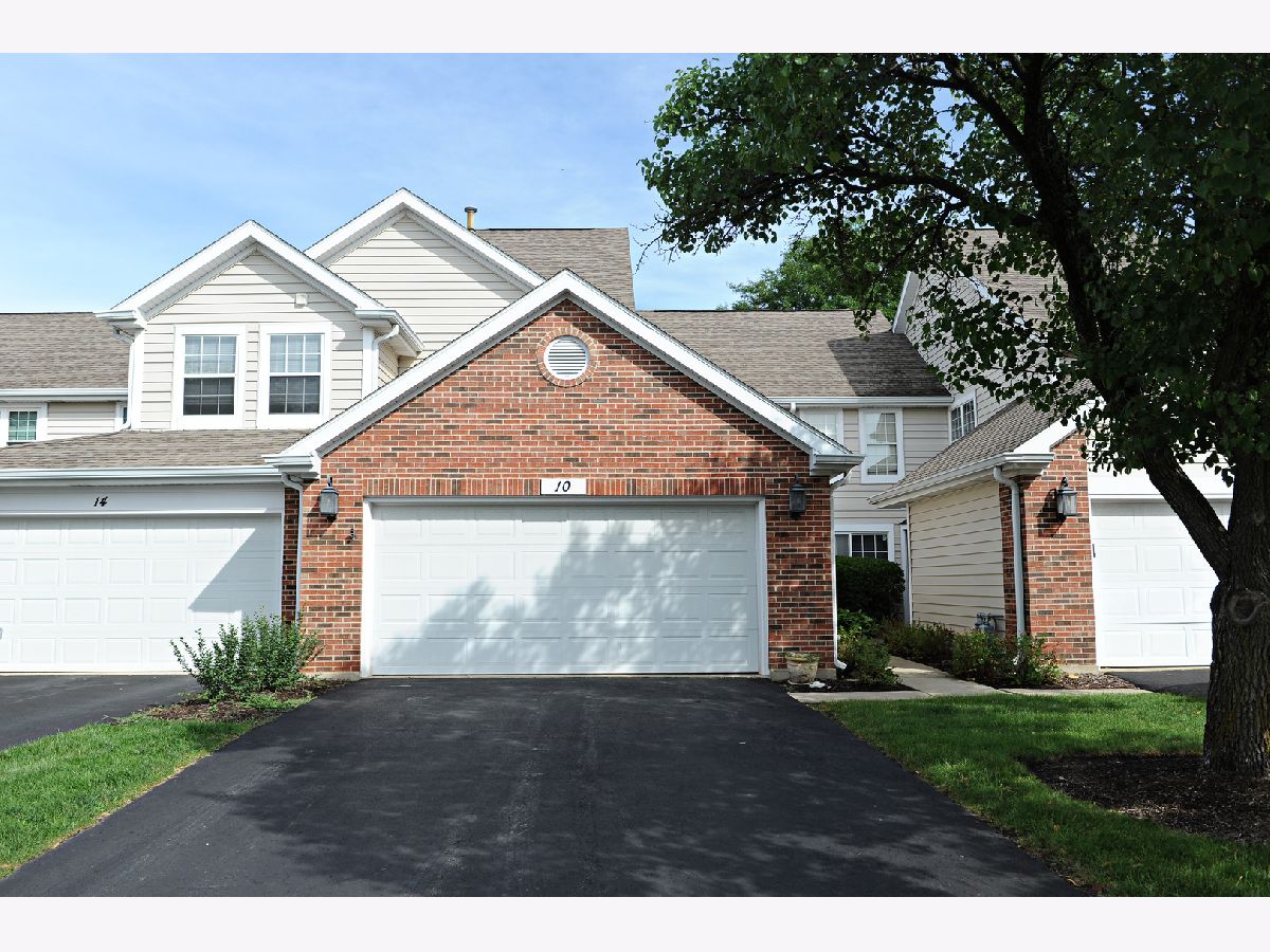 Townhomes Rented Autumn Ridge Schaumburg Illinois, 10 Whitman