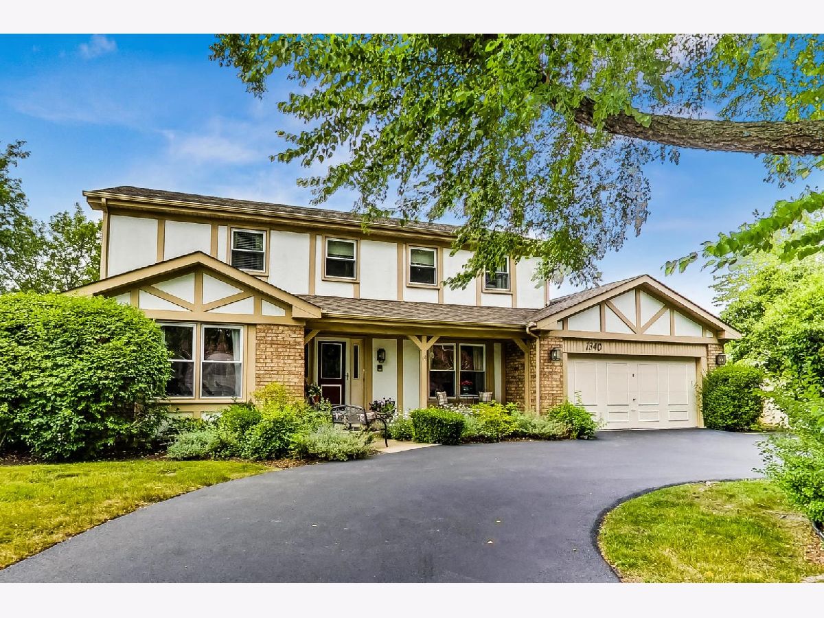 Homes Sold Garden Court Northbrook Illinois, 1340 Regent