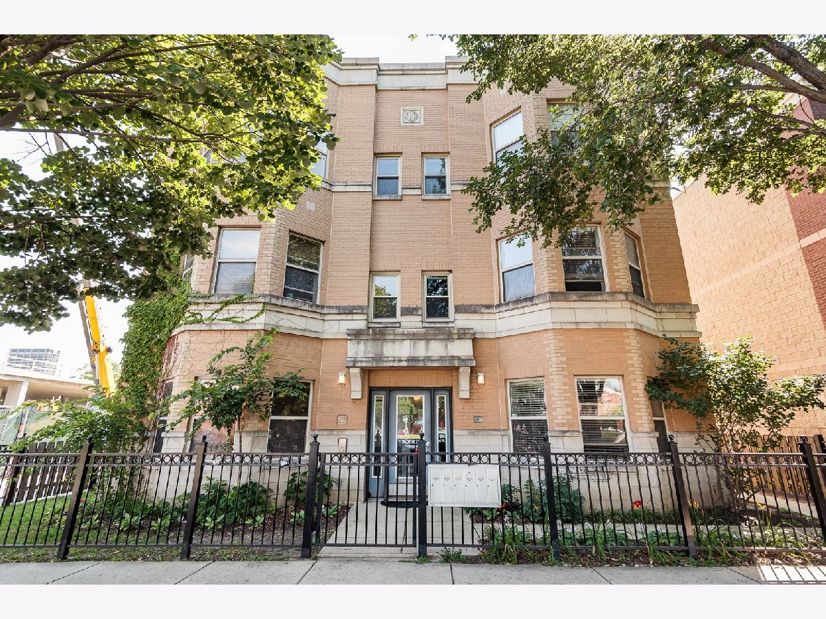Condos & Townhomes Sold Roosevelt Square Chicago Illinois, 1017 Lytle