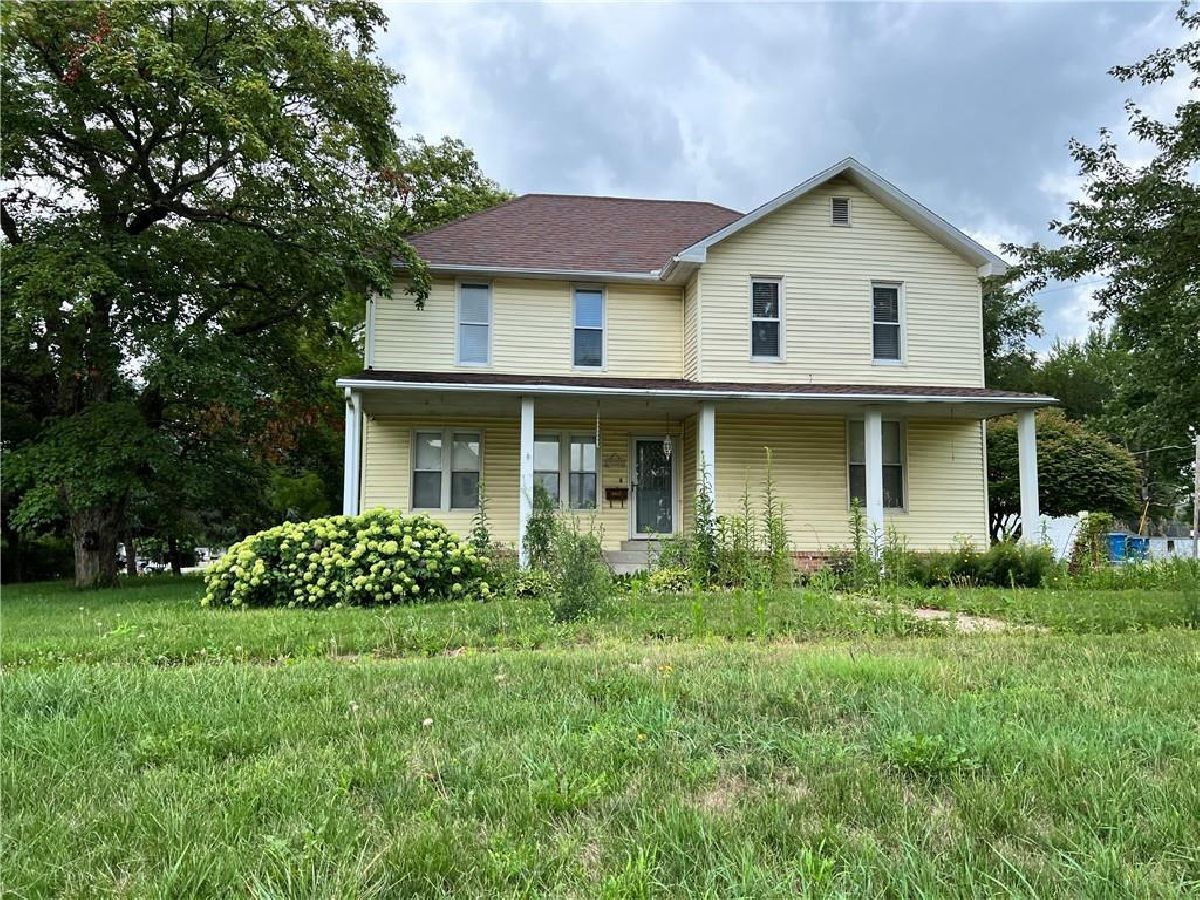  Sold Hoopeston , 819 2nd