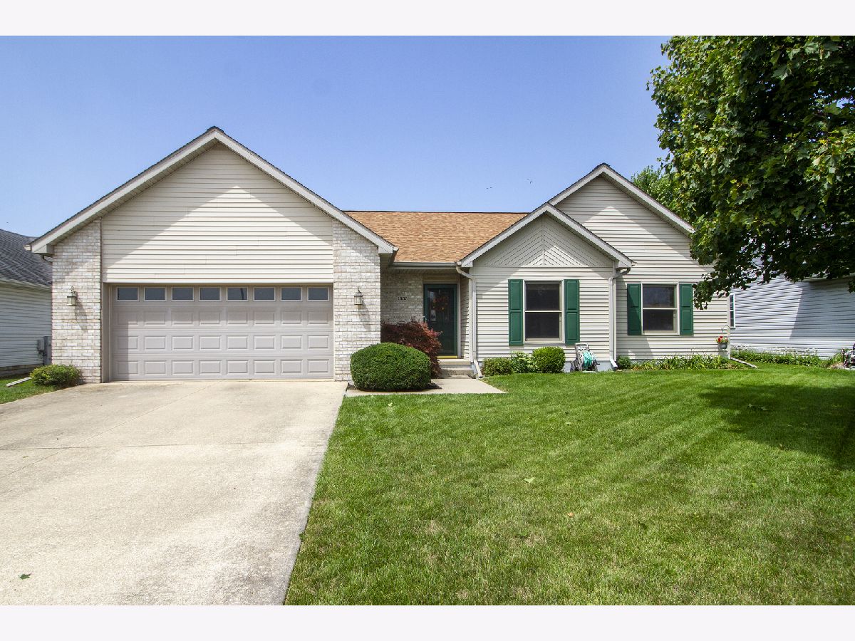 Homes Sold Hunters Run Bourbonnais Illinois, 1353 Derby