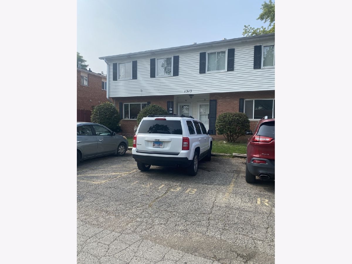 Townhomes & Condos Sold Randall West Aurora Illinois, 1313 Monomoy