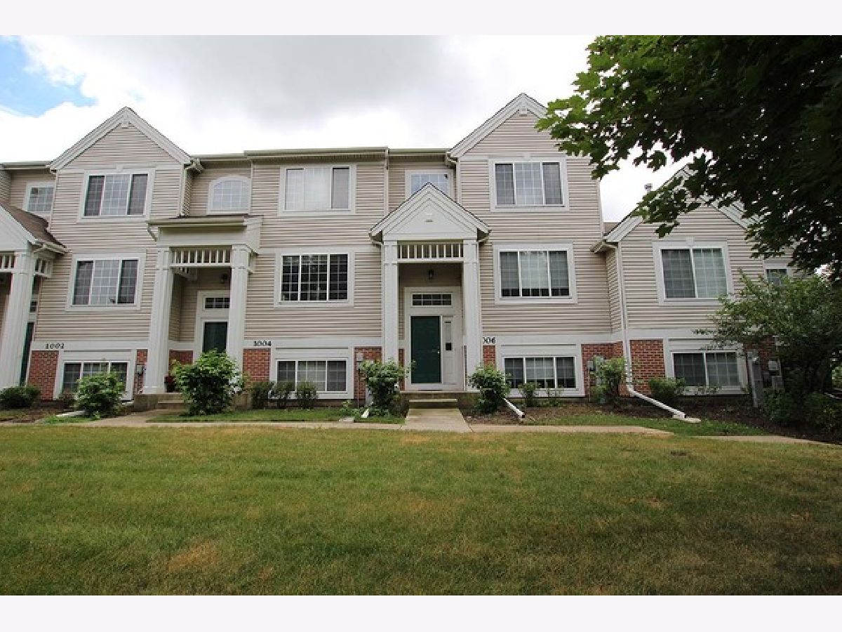 Townhomes Rented Arbor Club Elk Grove Village Illinois, 1006 Savoy