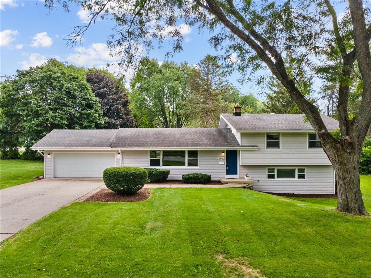 Homes Sold Naperville Heights Naperville Illinois, 1456 Eagle
