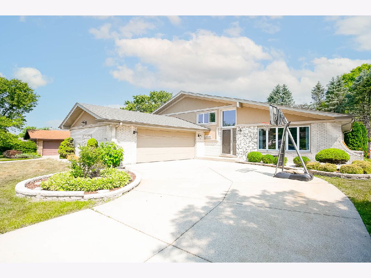 Homes Sold Derby Meadows Orland Park Illinois, 12346 Swaps