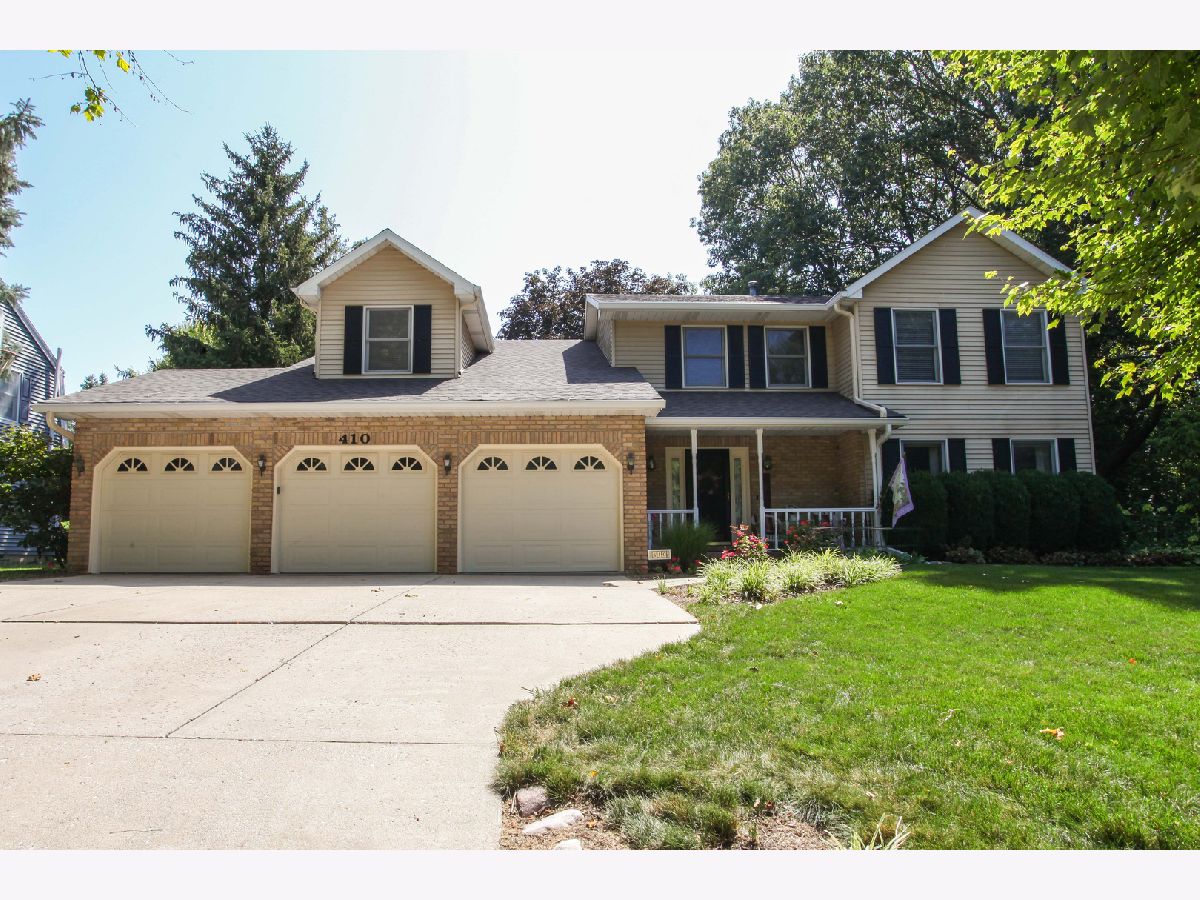 Homes & Condos & Townhomes Sold Westbrook Normal Illinois, 410 Grove