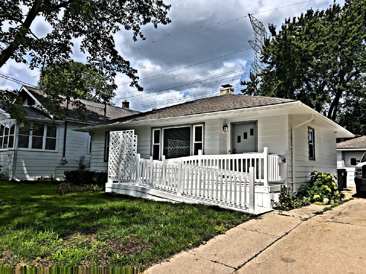 Homes Sold Marycrest Waukegan Illinois, 106 Keith