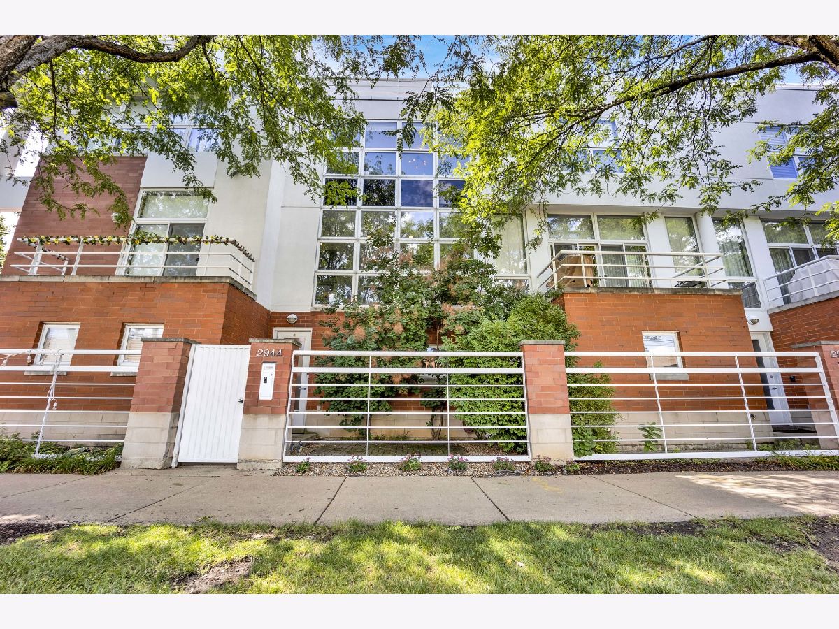 Townhomes & Homes Sold Wellington Park Chicago Illinois, 2944 Paulina
