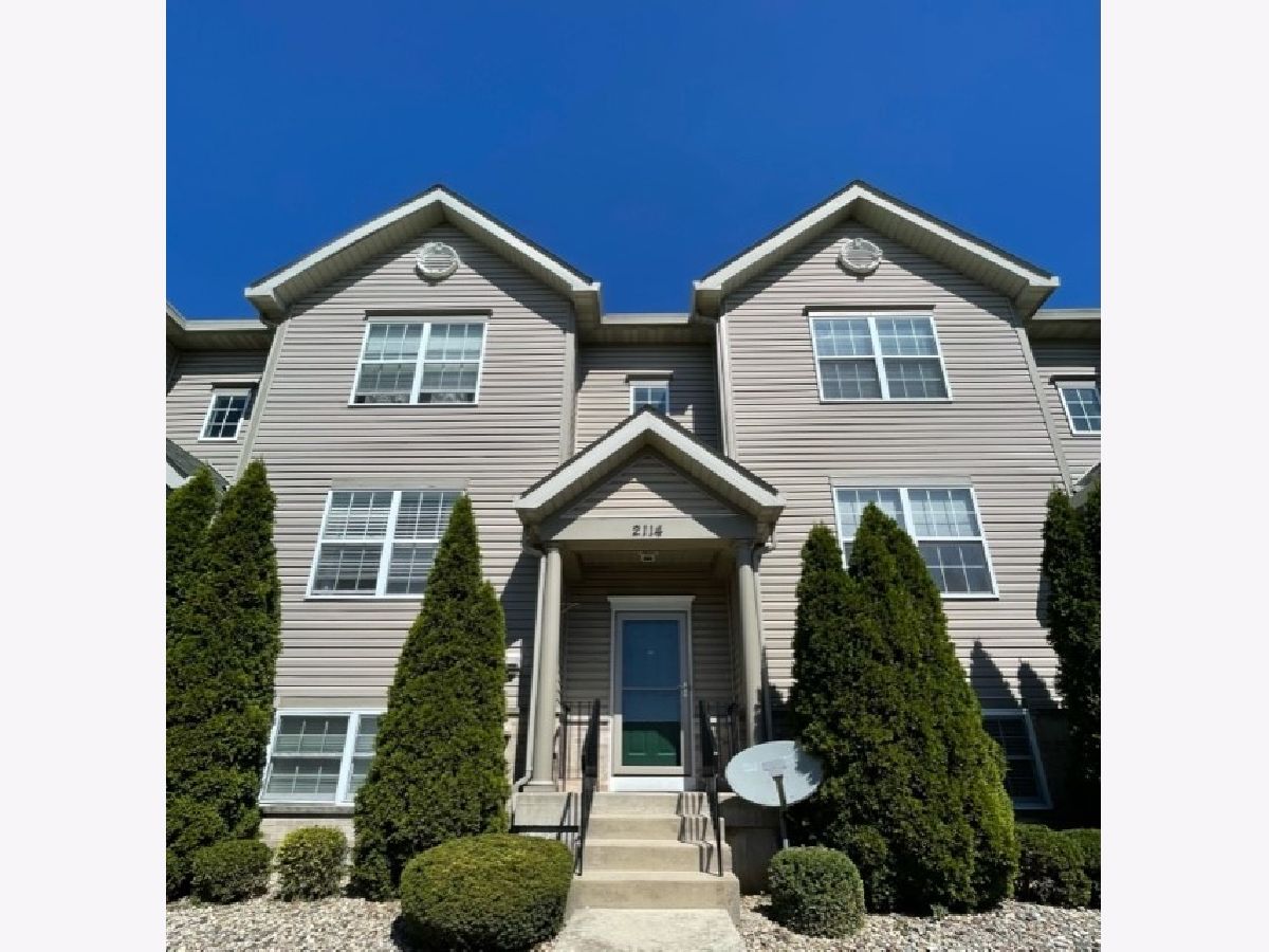 Townhomes & Homes Rented Pine Valley Lockport Illinois, 2114 Austrian Pine