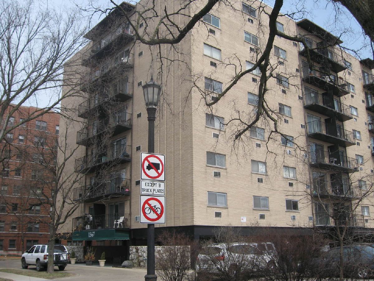 Condominiums Rented Ridgeview Tower Evanston Illinois, 1567 Ridge