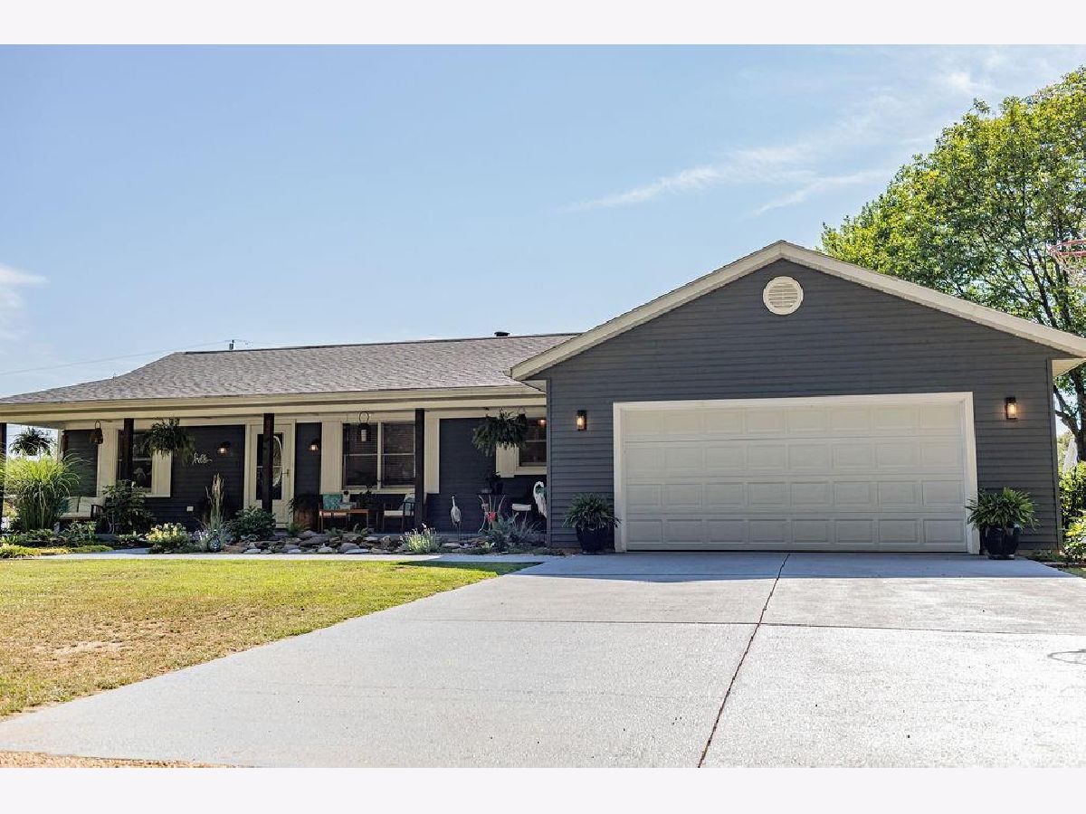  Sold Effingham , 15582 East