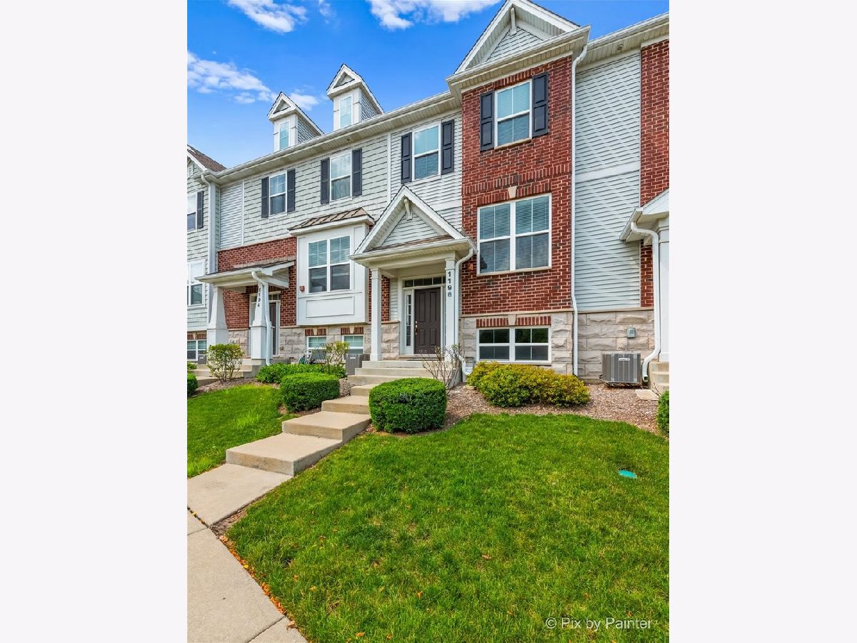 Condos & Townhomes Rented Colfax Crossing Des Plaines Illinois, 1196 Colfax
