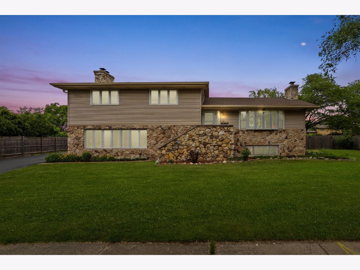 Homes Sold Brentwood Bensenville Illinois, 208 Pamela