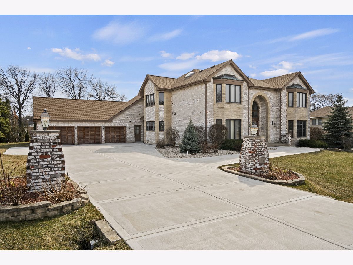 Homes Sold Midwest Chase Oak Brook Illinois, 115 Livery