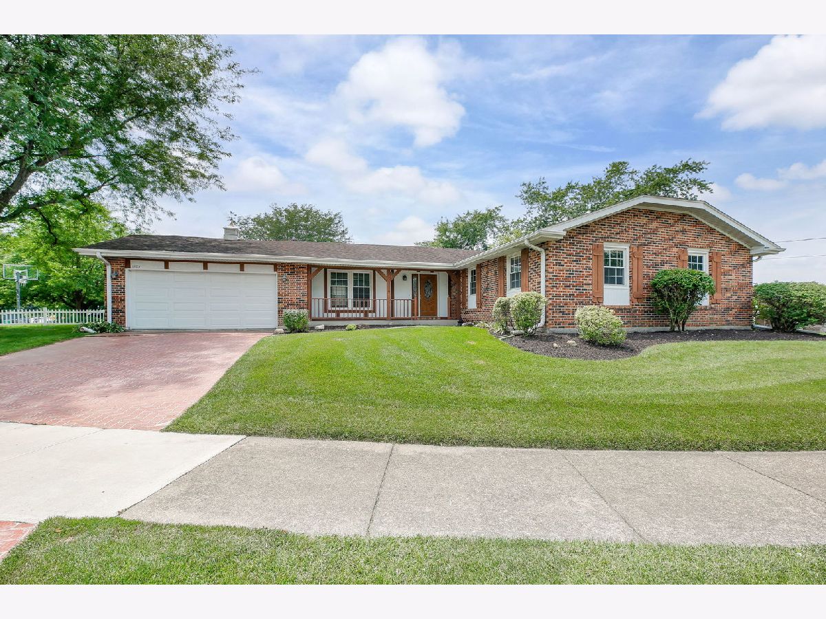 Homes Sold First Acres Lockport Illinois, 1105 Milne