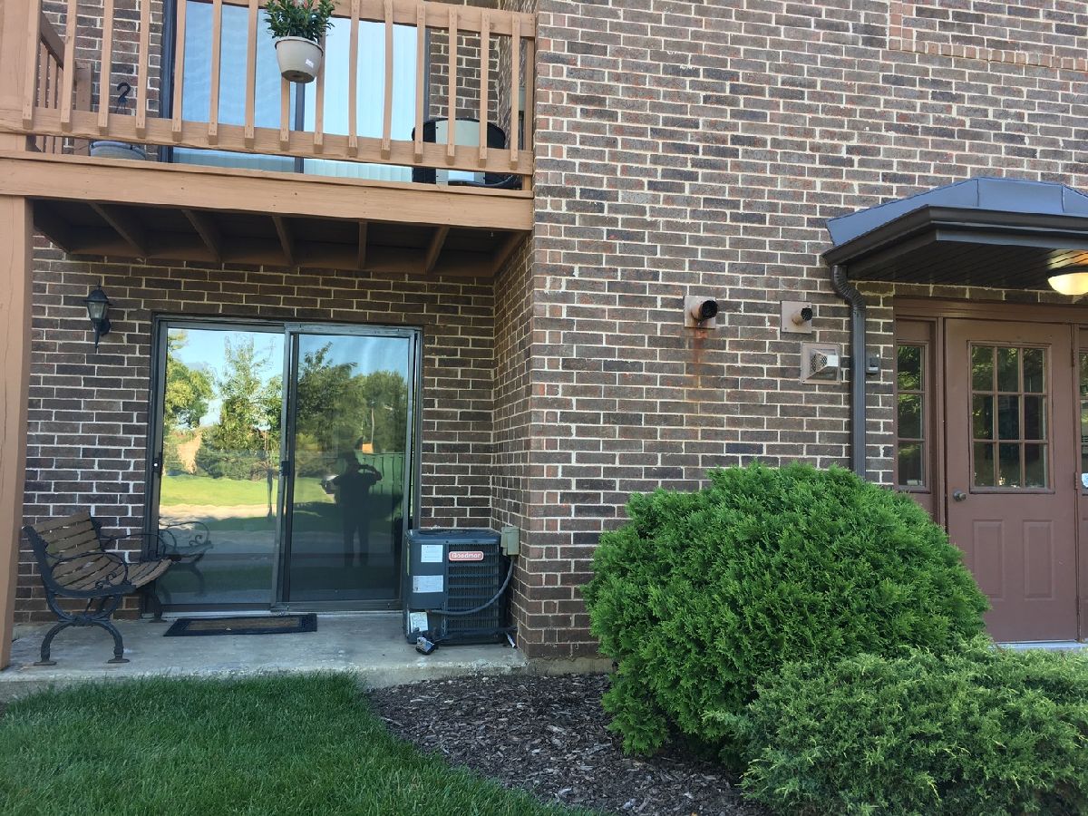 Condominiums Rented Abbeywood Lisle Illinois, 2240 Abbeywood