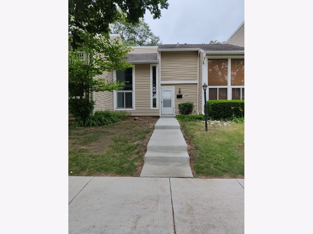 Townhomes Sold The Coves Bartlett Illinois, 653 Harbor