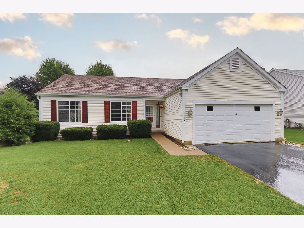 Townhomes & Condos & Homes Sold Dawson Mill Algonquin Illinois, 1115 Sawmill