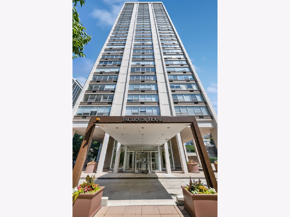 Condominiums Sold Faulkner House Chicago Illinois, 70 Burton