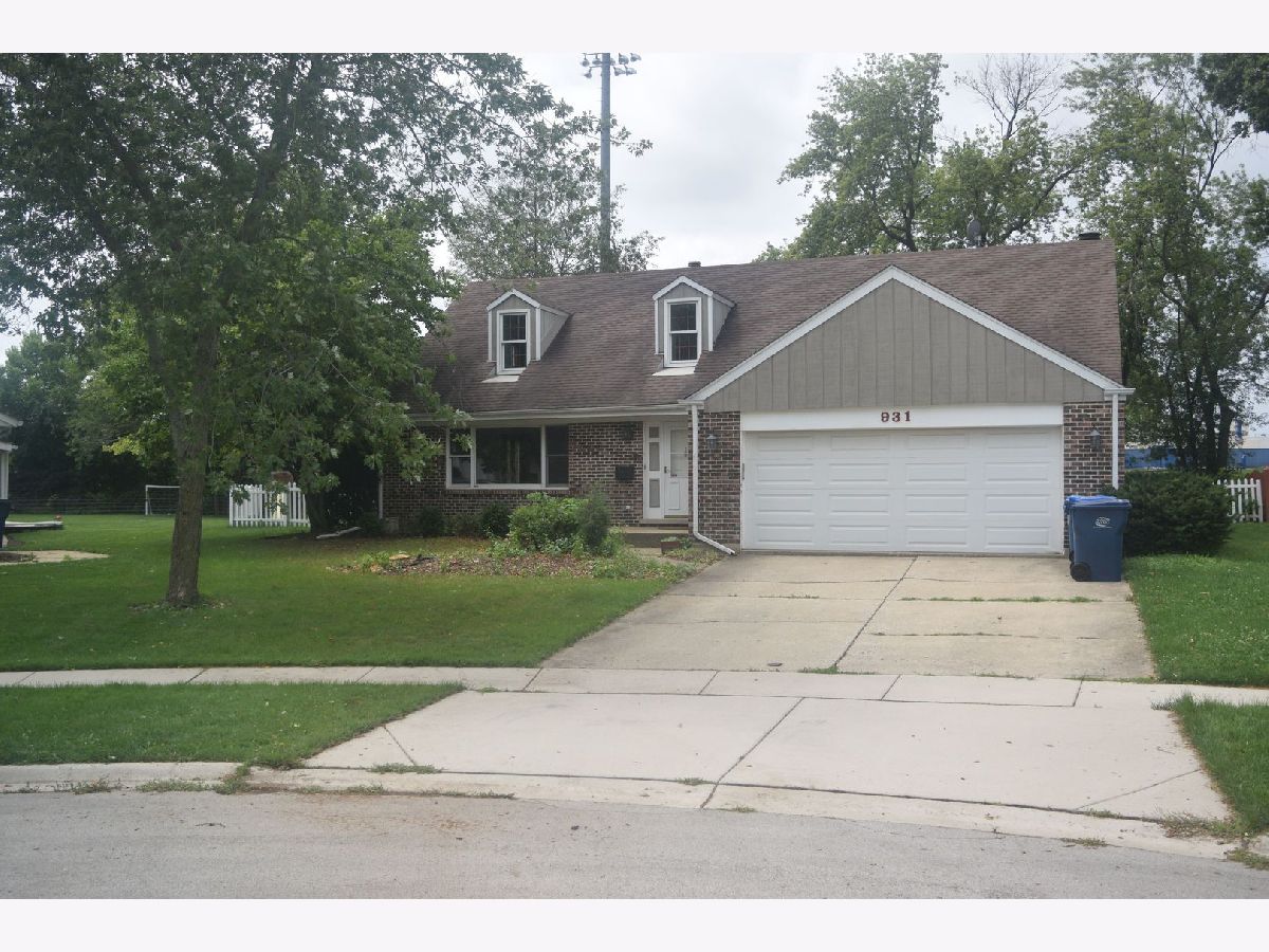 Homes Rented Churchill Schaumburg Illinois, 931 Canterbury