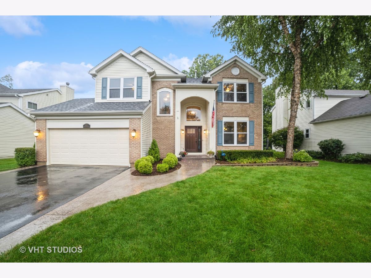 Townhomes & Condos & Homes Sold Shenandoah Carpentersville Illinois, 3053 Shenandoah