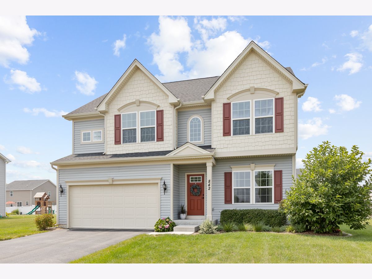 Homes Sold The Conservancy Gilberts Illinois, 842 Glacial Falls