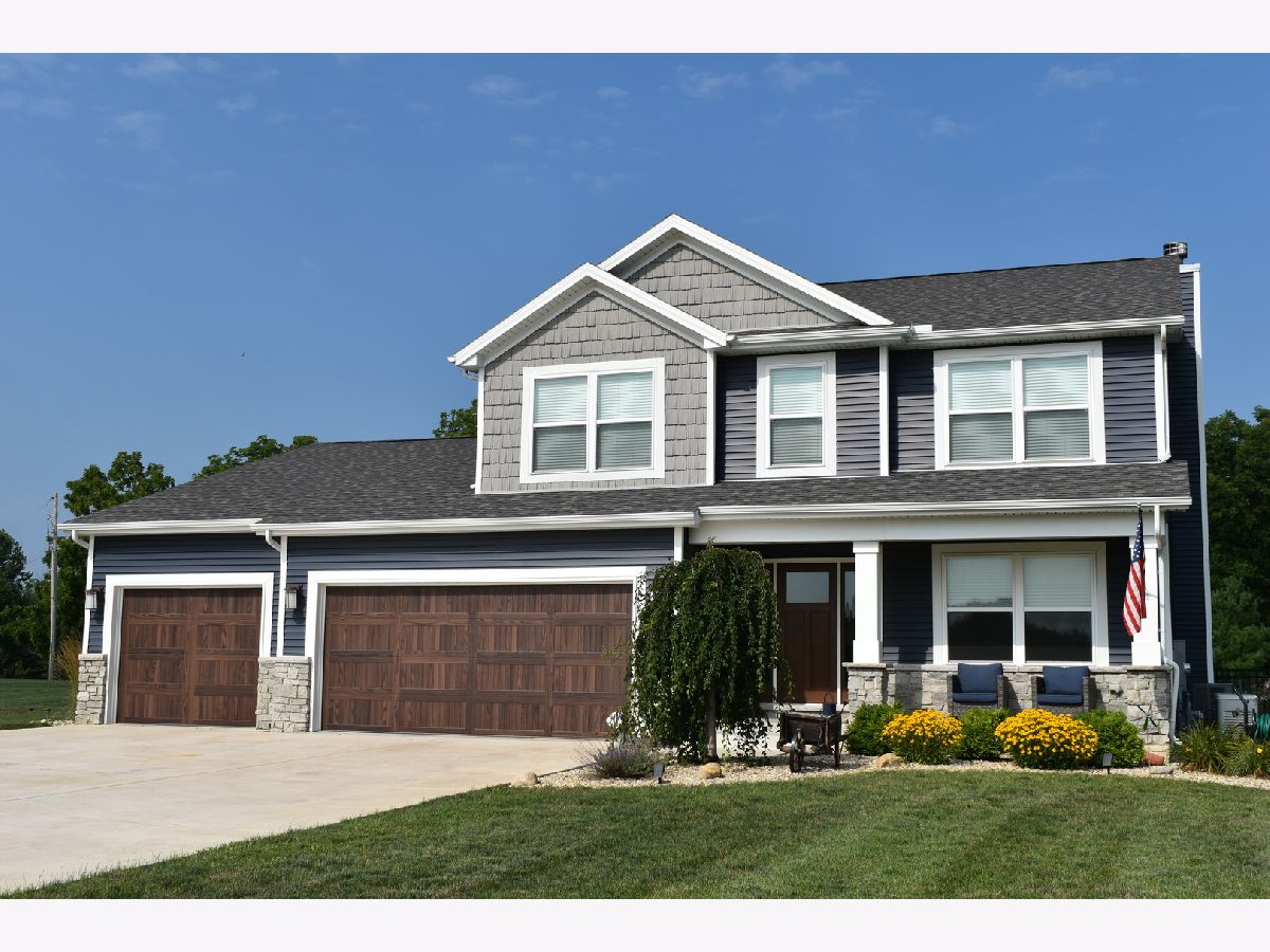 Homes Sold Wolf Run El Paso Illinois, 13 Wolf Run