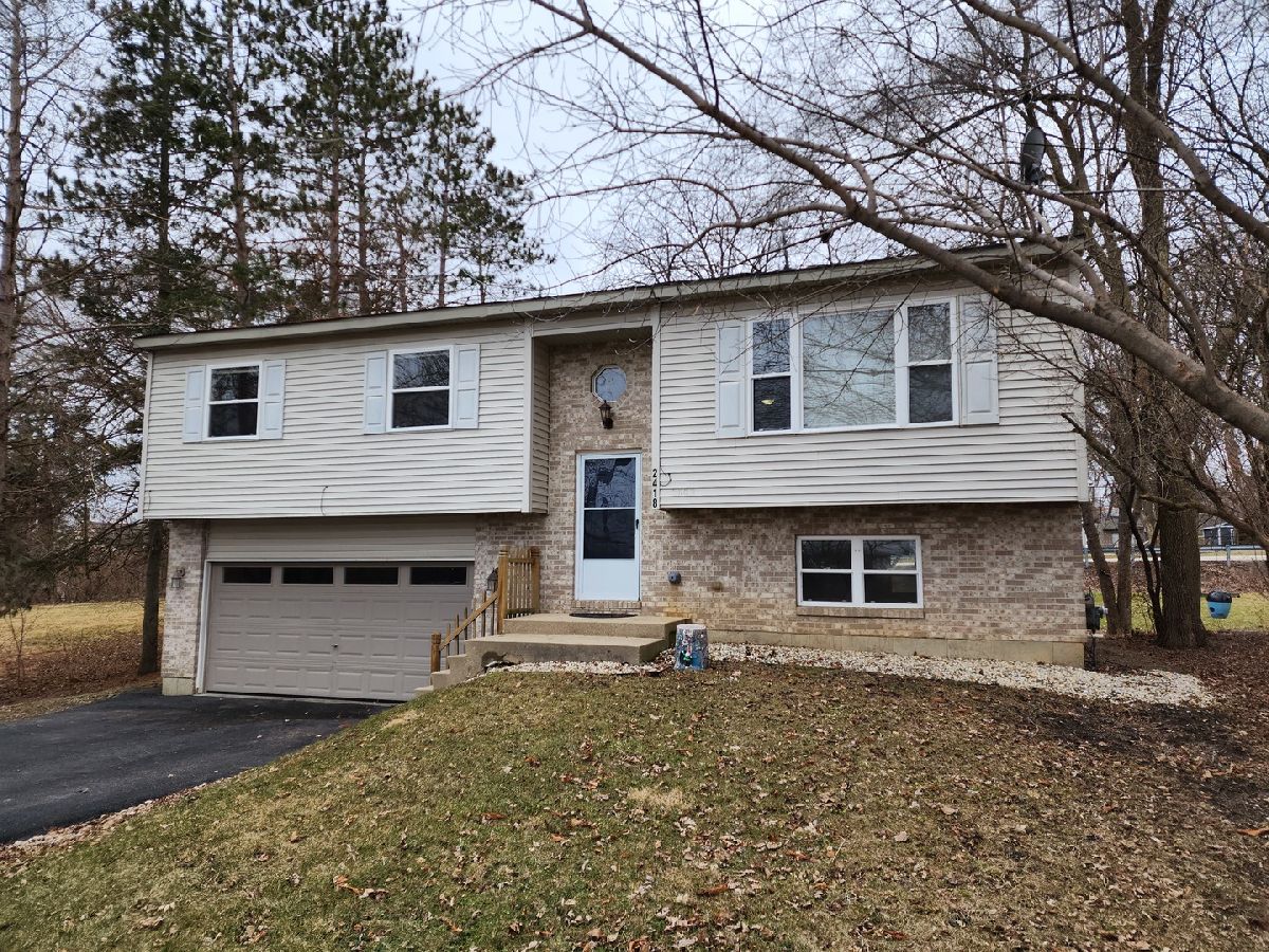 Homes Rented Spojnia Mchenry Illinois, 2418 Spojnia