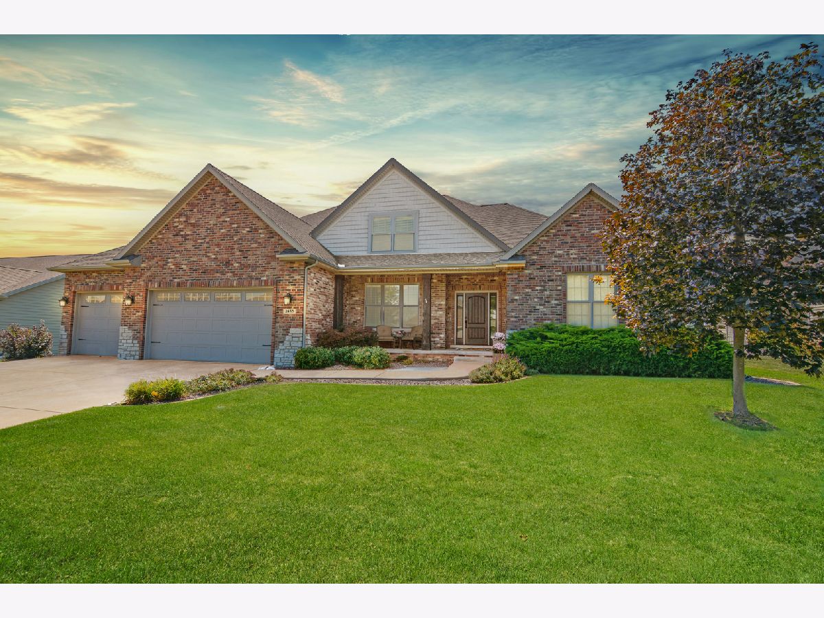 Homes & Condos & Townhomes Sold Trails On Sunset Lake Normal Illinois, 3665 Yellowstone
