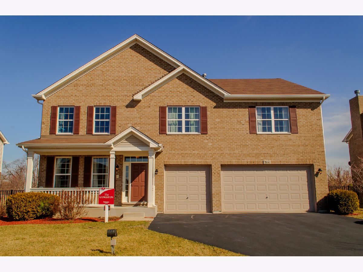 Homes Sold Wellington Court Lynwood Illinois, 2049 York