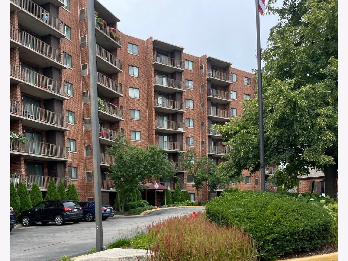 Condominiums Sold One Bloomingdale Place Bloomingdale Illinois, 1 Bloomingdale