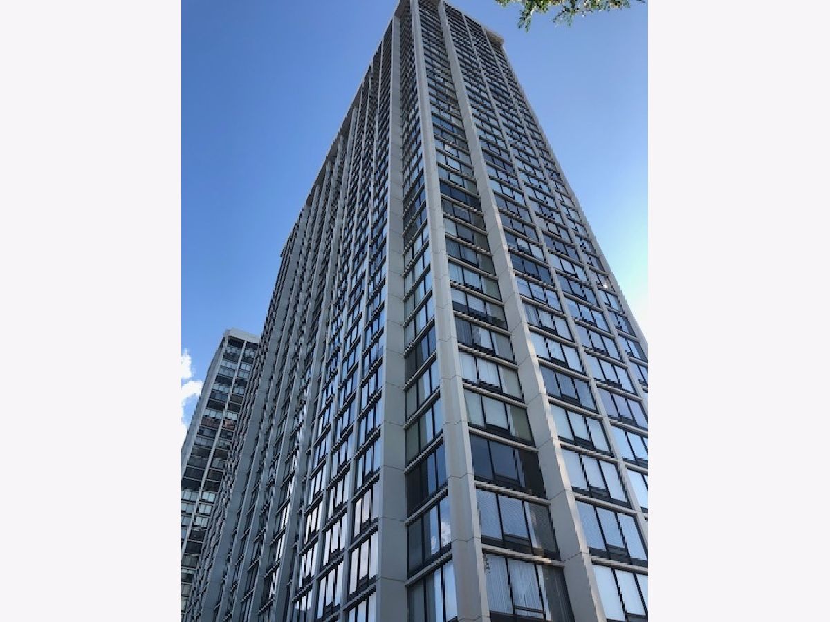 Condominiums Rented Edgewater Plaza Chicago Illinois, 5445 Sheridan
