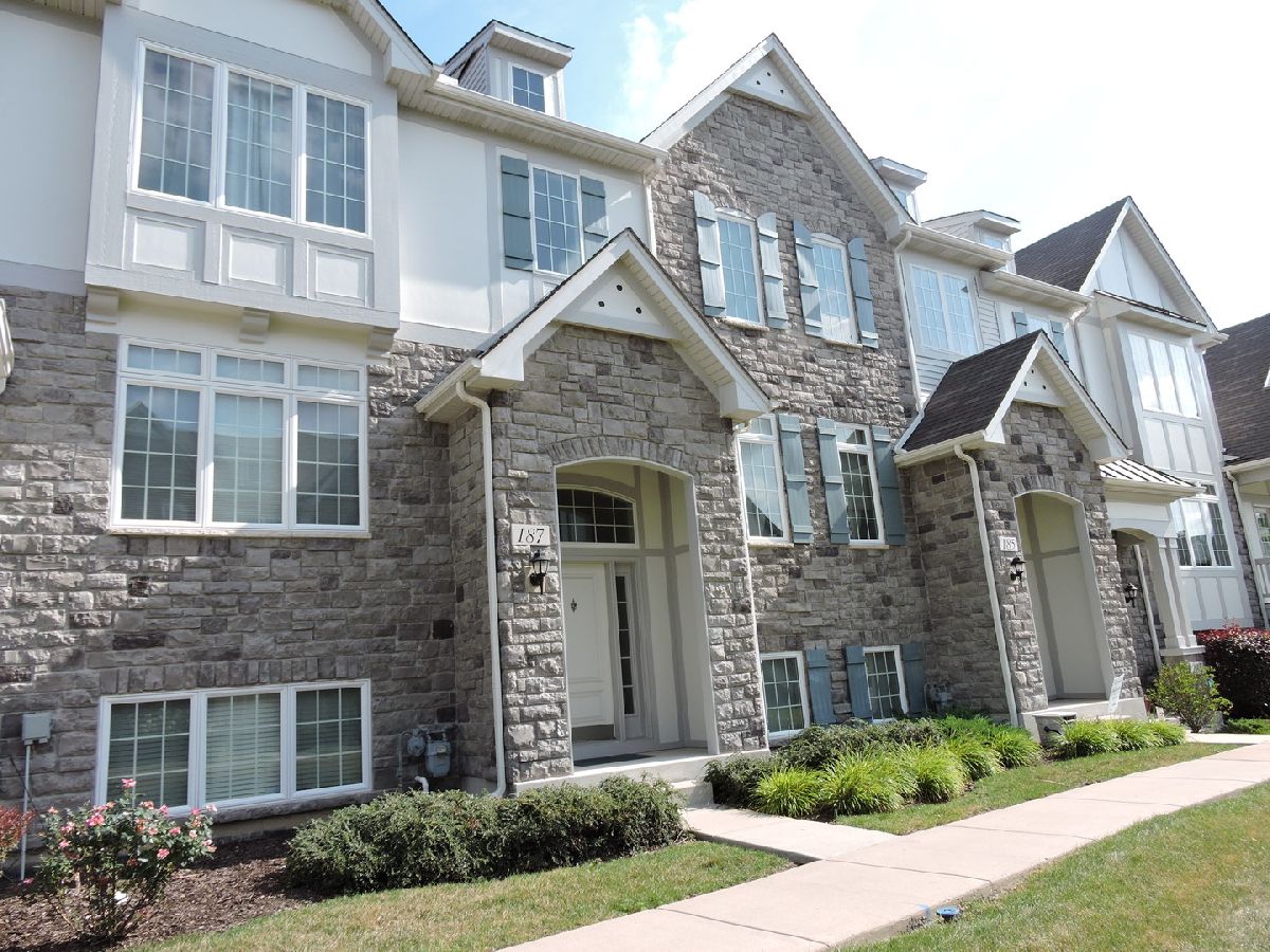 Townhomes & Homes Rented Easton Park Carol Stream Illinois, 187 Sype