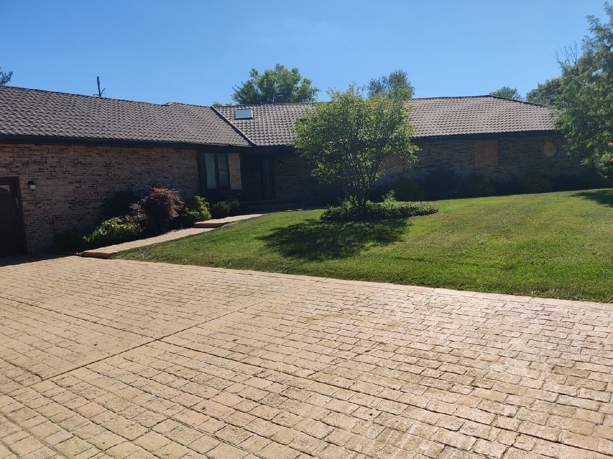 Homes Sold Bartlett Lake Estates Bartlett Illinois, 726 Braintree