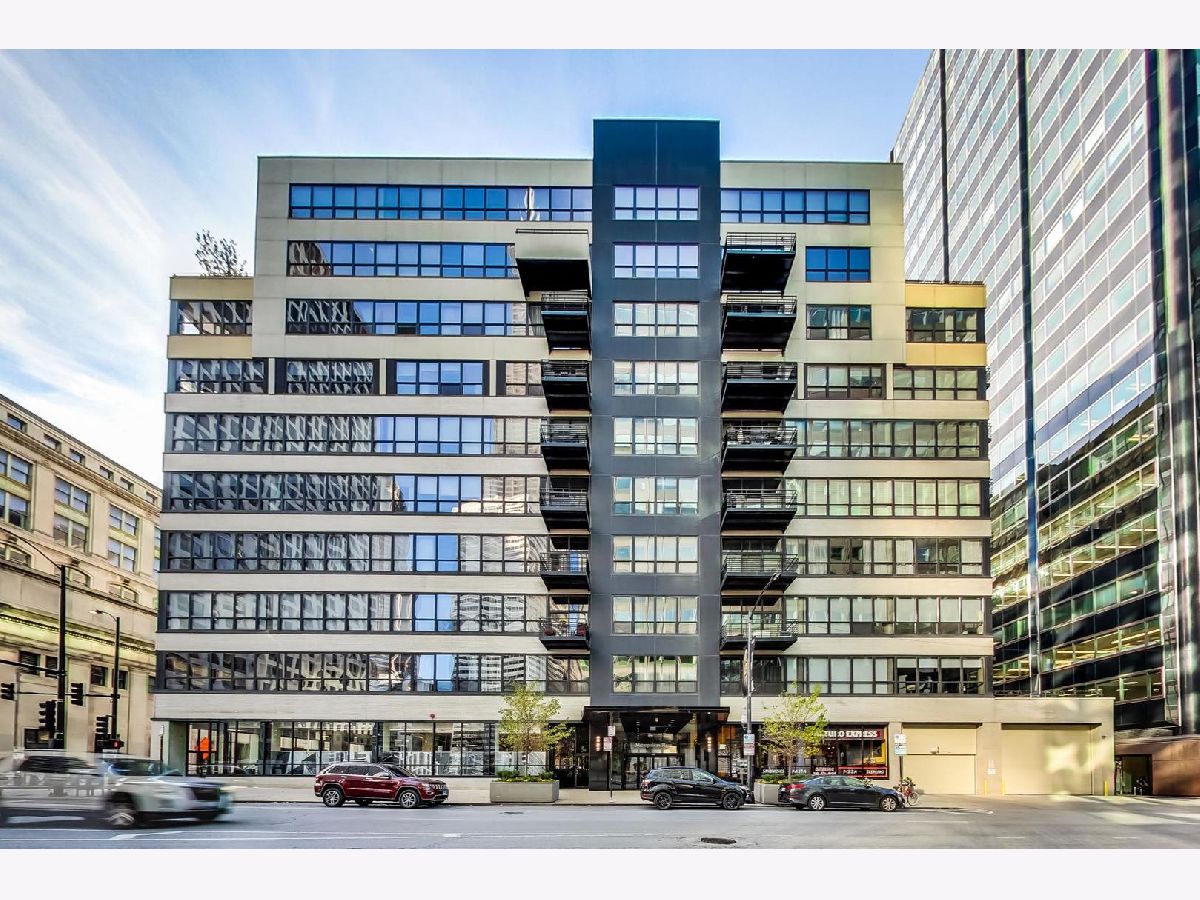 Condominiums Sold Metropolitan Place Chicago Illinois, 130 Canal